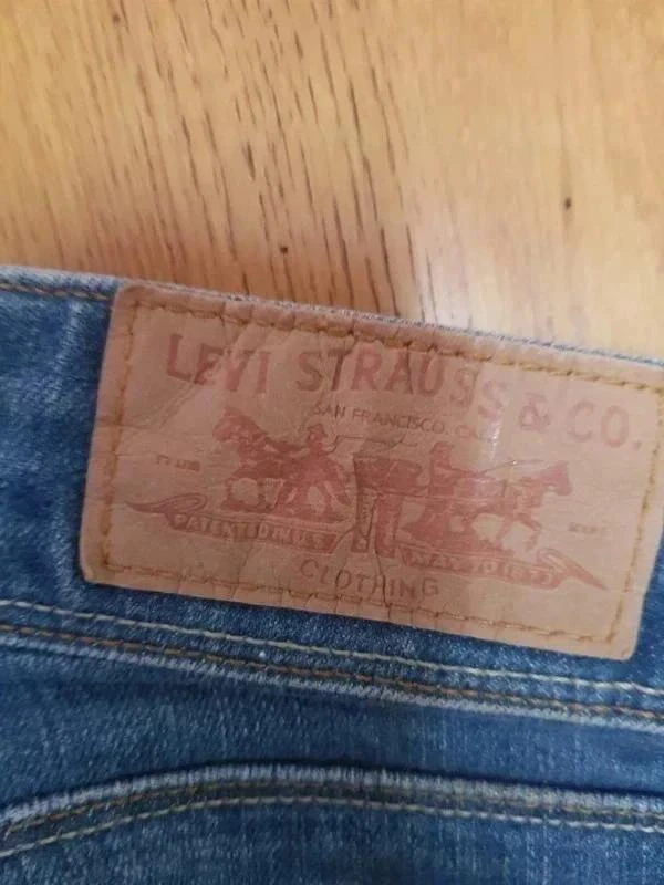Short de mezclilla Levi Strauss talla 38 – photo 5